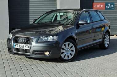 Хэтчбек Audi A3 2005 в 