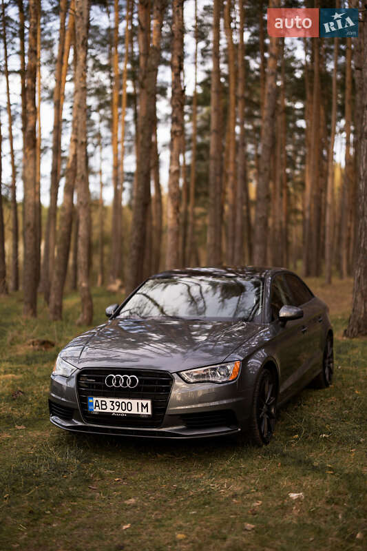 Седан Audi A3 2014 в 