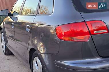 Хэтчбек Audi A3 2006 в 