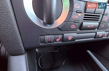 Хэтчбек Audi A3 2006 в 