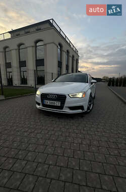 Седан Audi A3 2015 в 