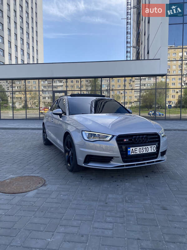 Седан Audi A3 2014 в Днепре