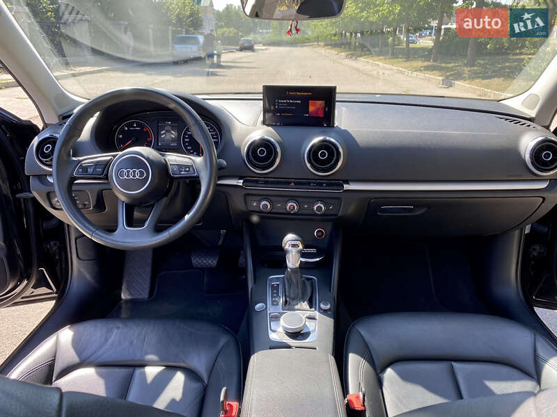 Хэтчбек Audi A3 2015 в Умани