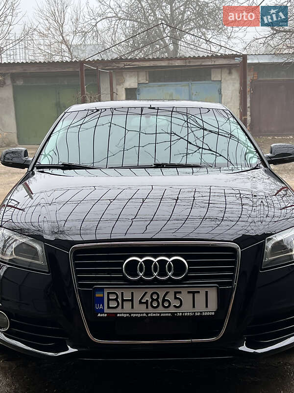 Хэтчбек Audi A3 2012 в Нерубайском