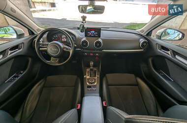Хэтчбек Audi A3 2016 в 