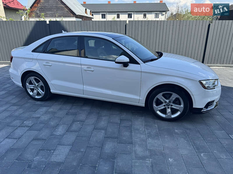 Седан Audi A3 2017 в Коломые
