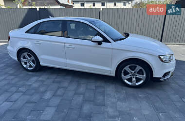 Седан Audi A3 2017 в 