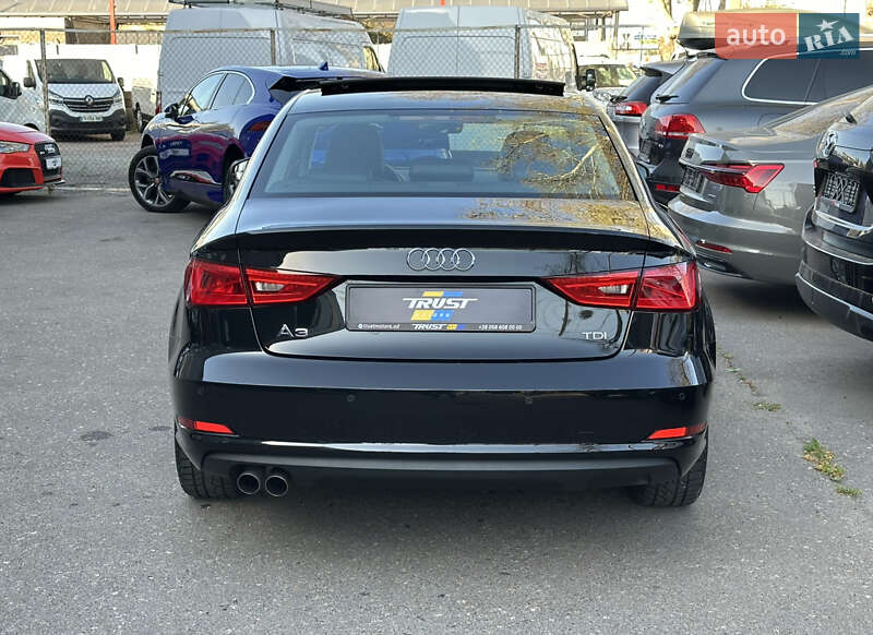 Седан Audi A3 2016 в Одессе