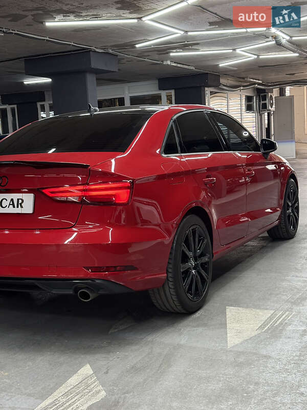 Седан Audi A3 2016 в Одессе