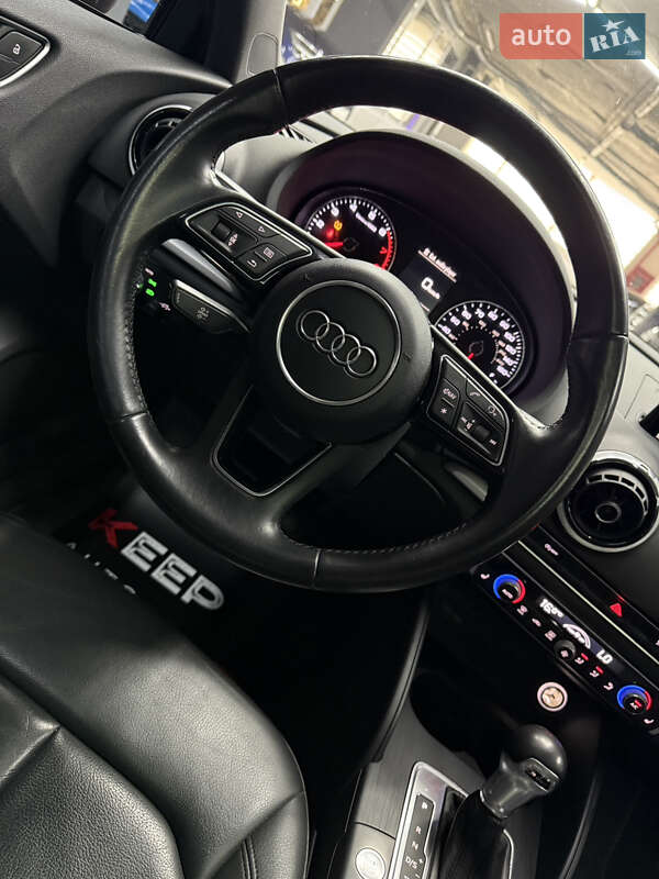 Седан Audi A3 2016 в Одессе