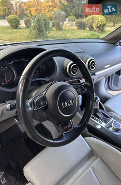 Седан Audi A3 2016 в 