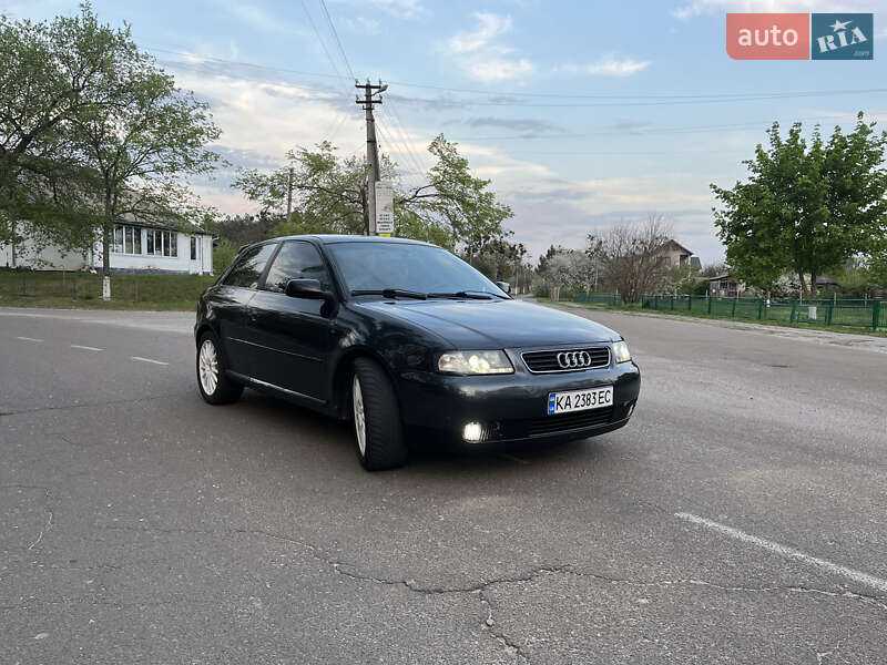 Хэтчбек Audi A3 1998 в Киеве