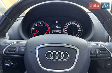 Седан Audi A3 2016 в 
