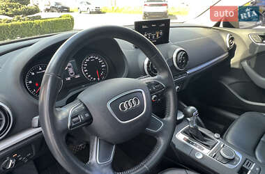 Седан Audi A3 2016 в 