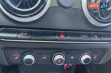 Седан Audi A3 2016 в 