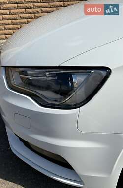 Седан Audi A3 2016 в 