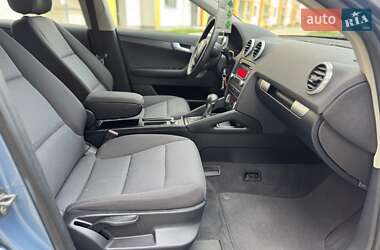 Хетчбек Audi A3 2009 в 