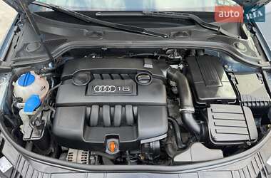 Хетчбек Audi A3 2009 в 