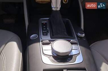 Седан Audi A3 2014 в 