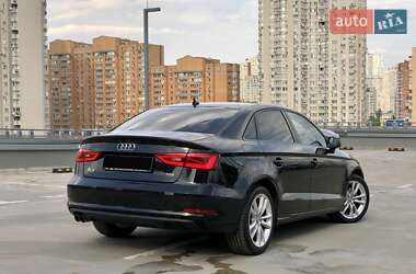 Седан Audi A3 2016 в 
