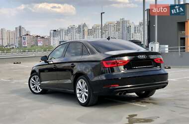 Седан Audi A3 2016 в 