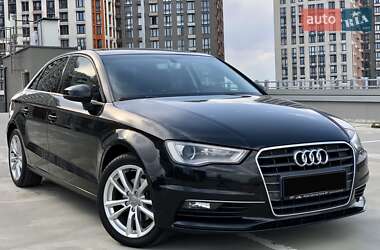 Седан Audi A3 2016 в 