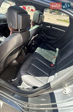 Седан Audi A3 2015 в 