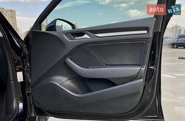 Седан Audi A3 2016 в 