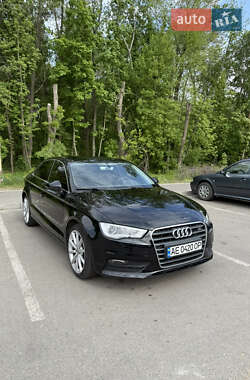 Седан Audi A3 2015 в 