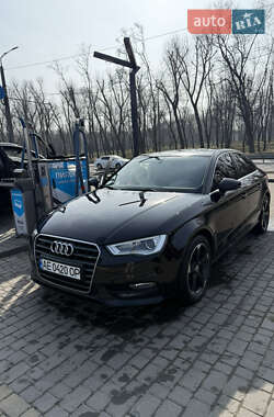 Седан Audi A3 2015 в 