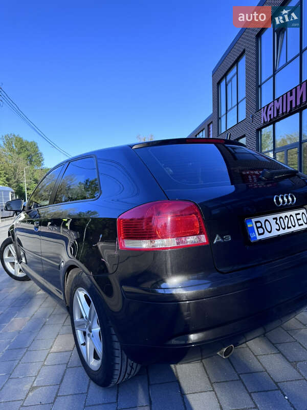 Хэтчбек Audi A3 2004 в Тернополе