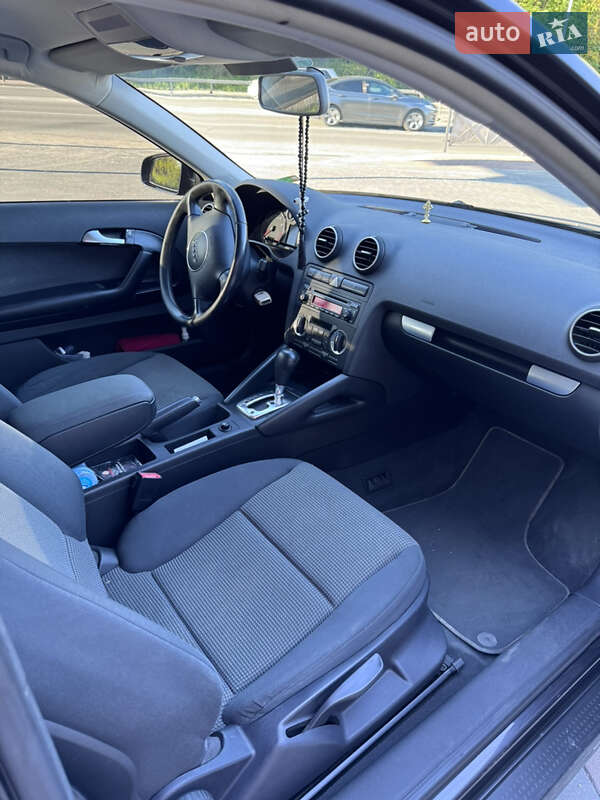 Хэтчбек Audi A3 2004 в Тернополе