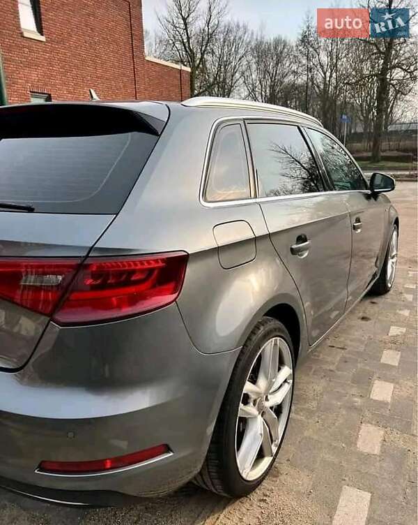 Хэтчбек Audi A3 2014 в Ивано-Франковске