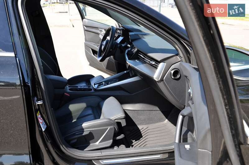 Хэтчбек Audi A3 2021 в Киеве фото 34 Хэтчбек Audi A3 2021 в Киеве