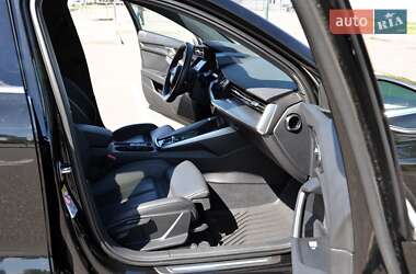 Хетчбек Audi A3 2021 в 
