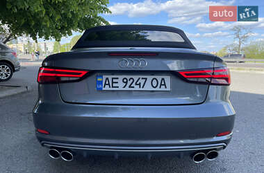 Кабриолет Audi A3 2015 в 