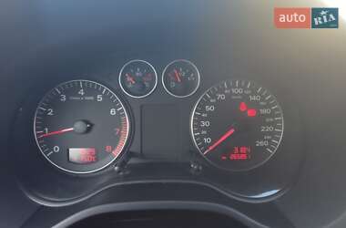 Хетчбек Audi A3 2005 в 