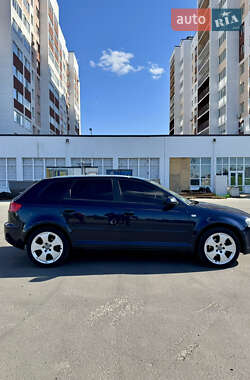 Хэтчбек Audi A3 2006 в 