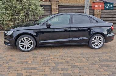 Седан Audi A3 2016 в Киеве