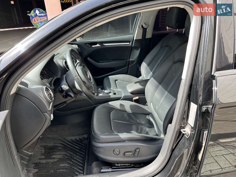 Седан Audi A3 2014 в Киеве