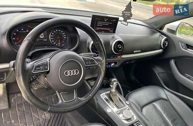 Седан Audi A3 2015 в 