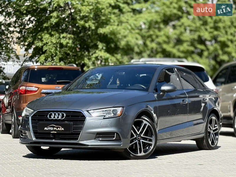 Седан Audi A3 2019 в 