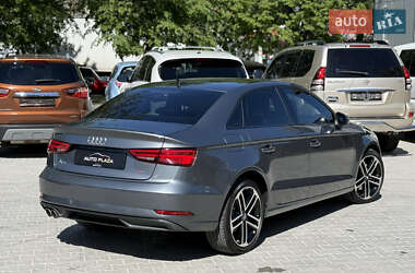 Седан Audi A3 2019 в 