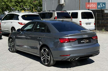 Седан Audi A3 2019 в 