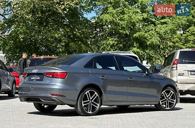 Седан Audi A3 2019 в 