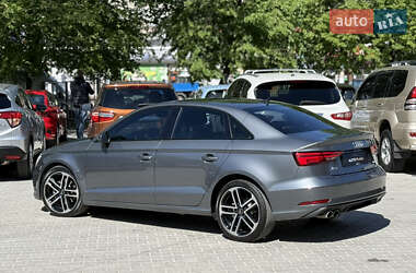 Седан Audi A3 2019 в 