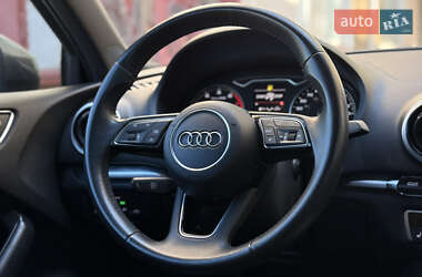 Седан Audi A3 2019 в 