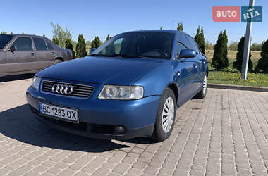 Хэтчбек Audi A3 2001 в 