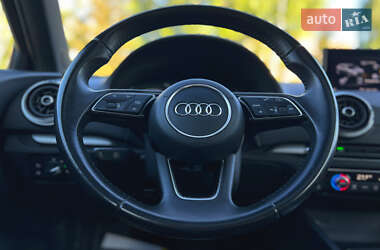 Хэтчбек Audi A3 2016 в 
