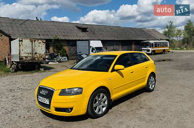 Хетчбек Audi A3 2004 в 